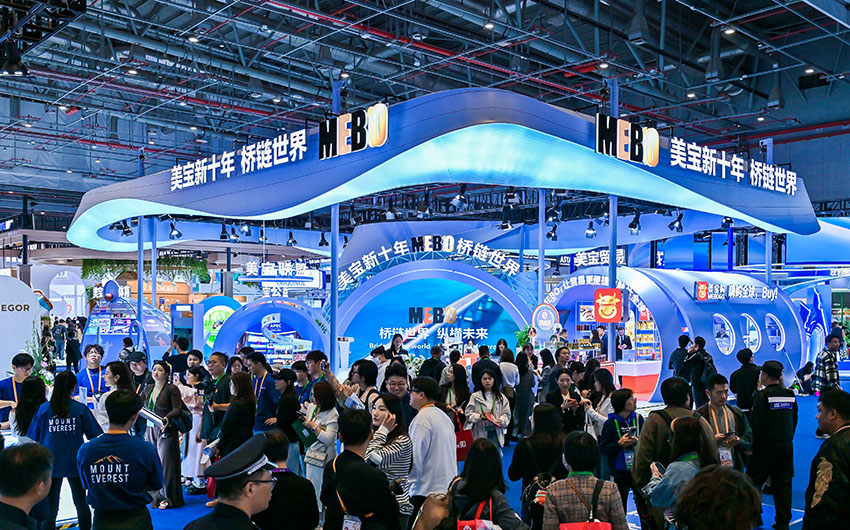 美寶集團(tuán)連續(xù)八年進(jìn)博綻放? 橋鏈?zhǔn)澜绻步ㄐ律鷳B(tài)
